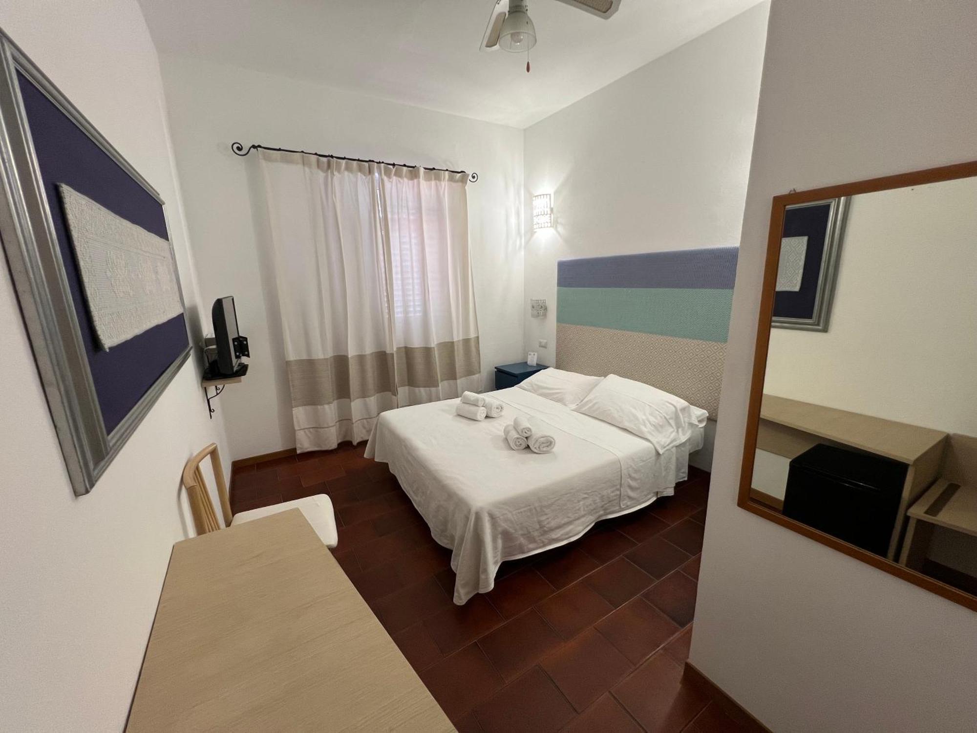 Hotel Da Cecco Santa Teresa Gallura Exteriér fotografie