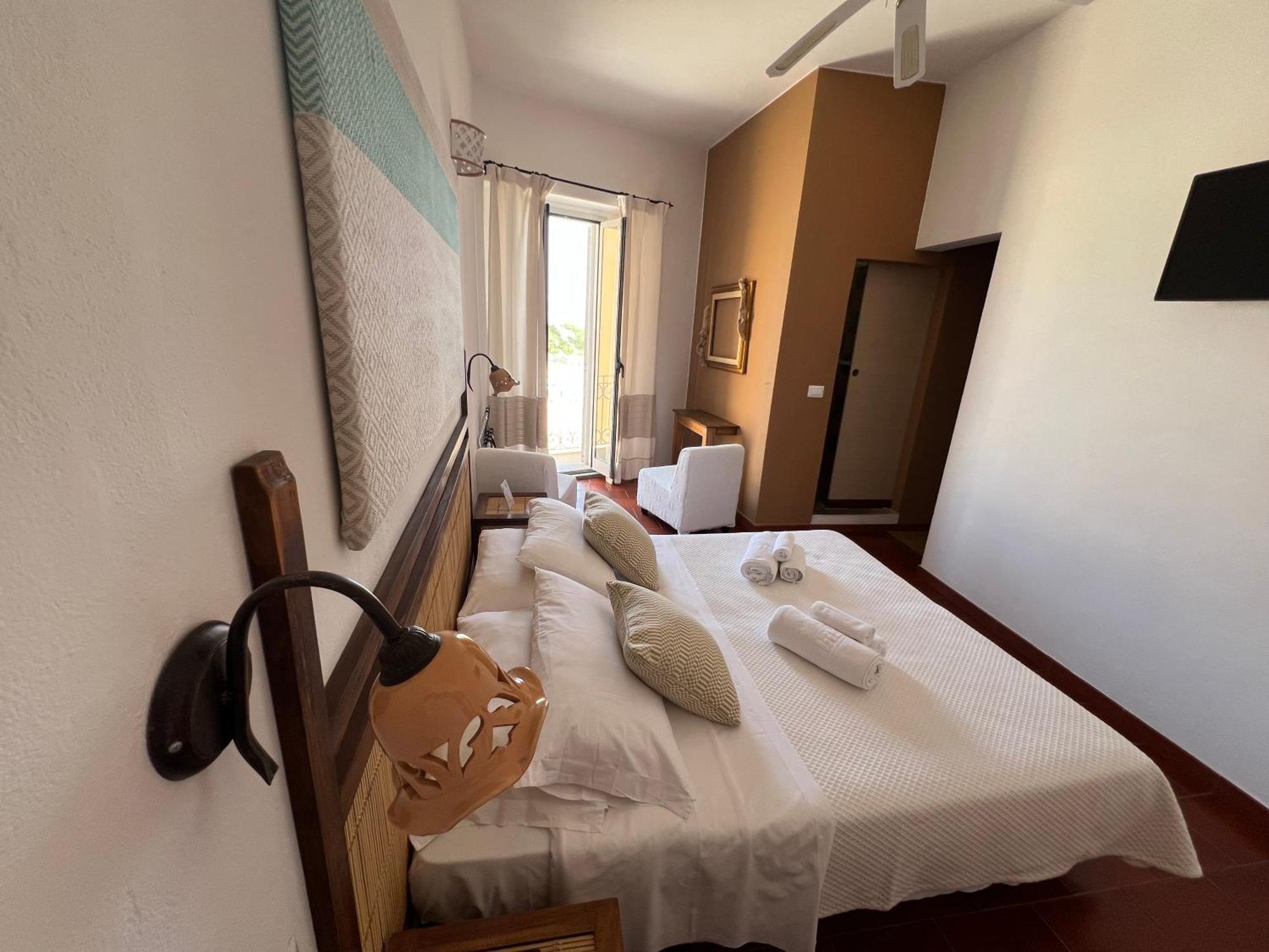Hotel Da Cecco Santa Teresa Gallura Exteriér fotografie